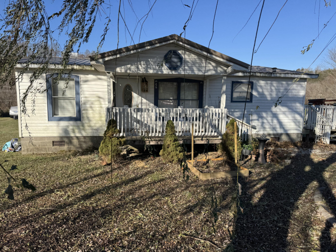 275  Village Circle Drive Williamsburg, KY 40769 | MLS 24025239