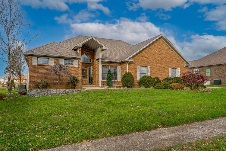 104  Royal Oak Drive Winchester, KY 40391 | MLS 24025302