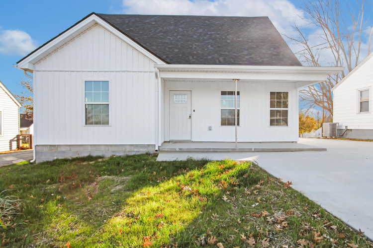 209  West Lane Street Harrodsburg, KY 40330 | MLS 24025433