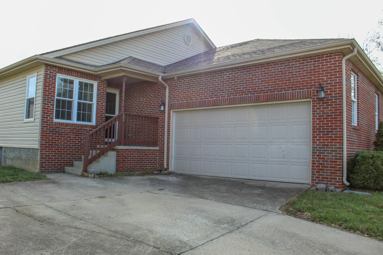 235  Dubuy Drive Drive Winchester, KY 40391 | MLS 24025760