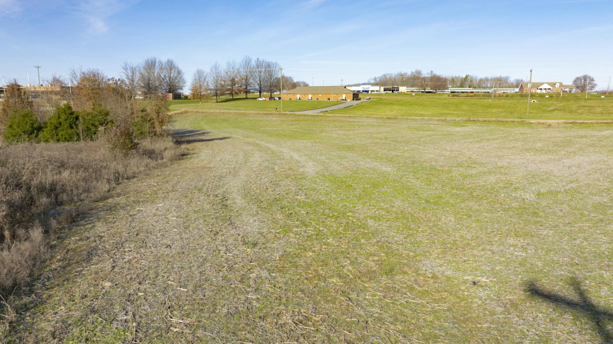 Listing Image 4