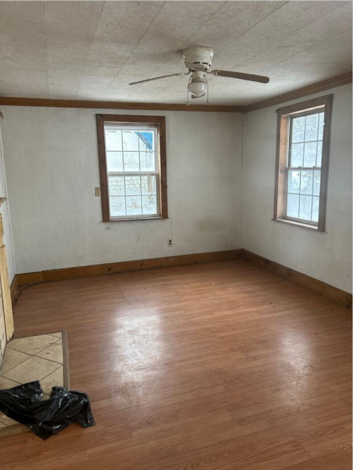 Listing Image 17