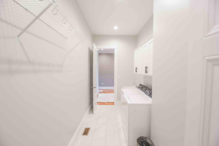 Listing Image 65