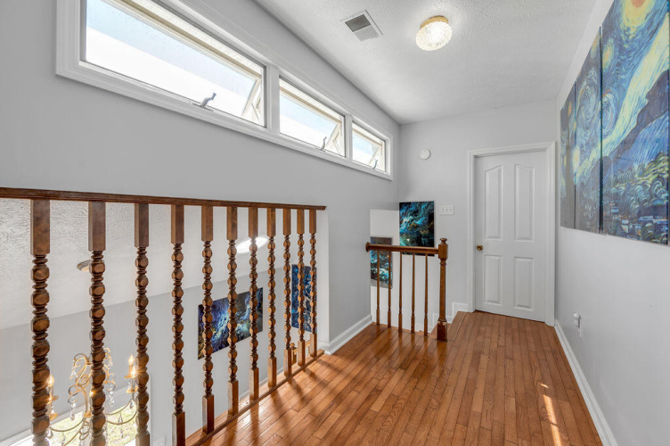 Listing Image 37