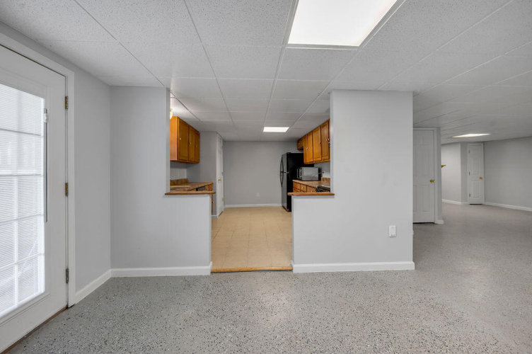 Listing Image 48