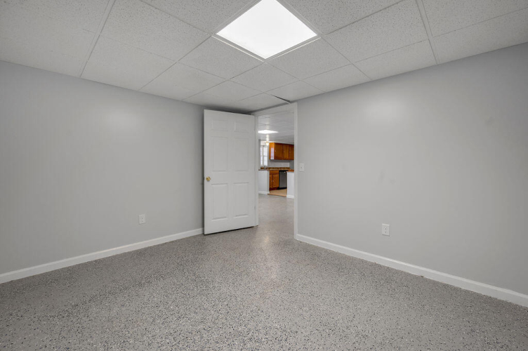 Listing Image 60