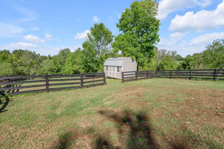 Listing Image 74