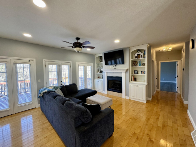 Listing Image 20