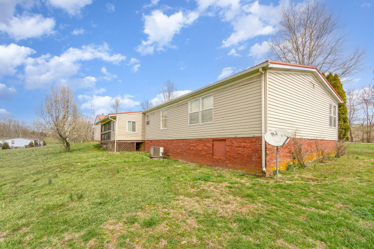 Listing Image 16