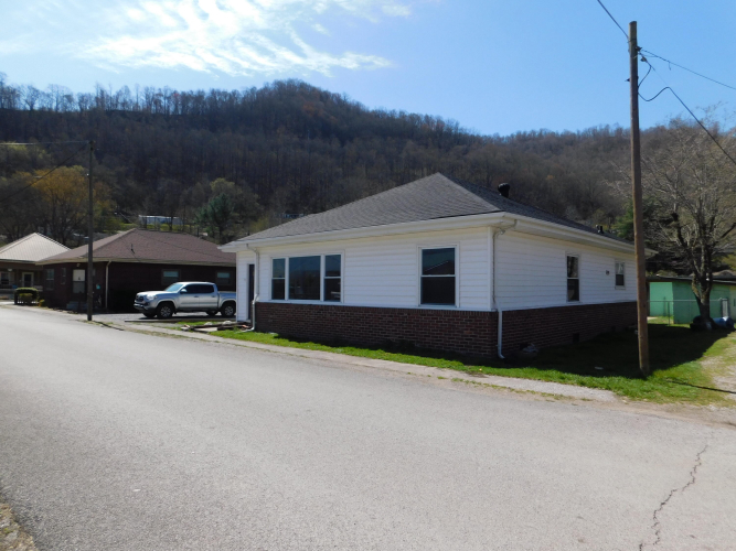 Listing Image 52