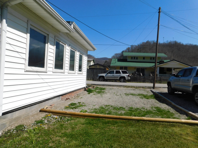 Listing Image 56