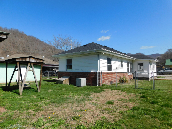 Listing Image 61