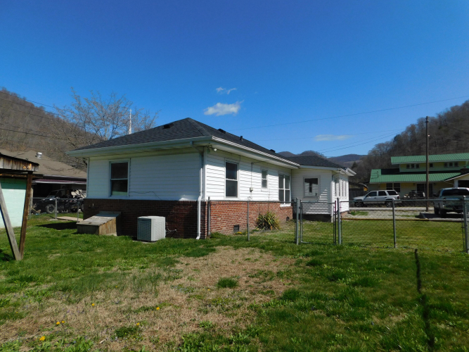 Listing Image 62