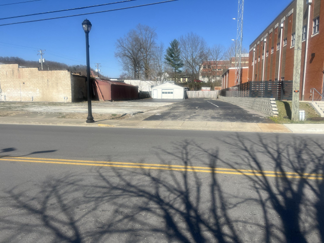 Listing Image 11
