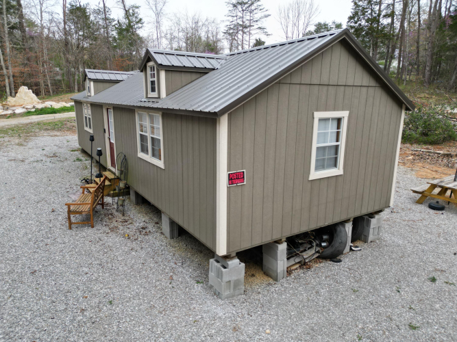 Listing Image 11