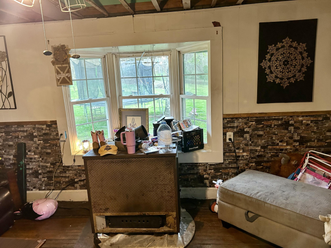 Listing Image 5