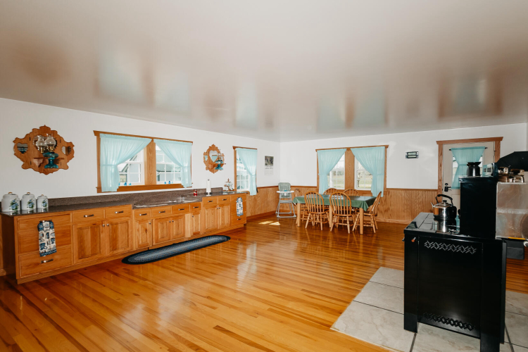 Listing Image 15