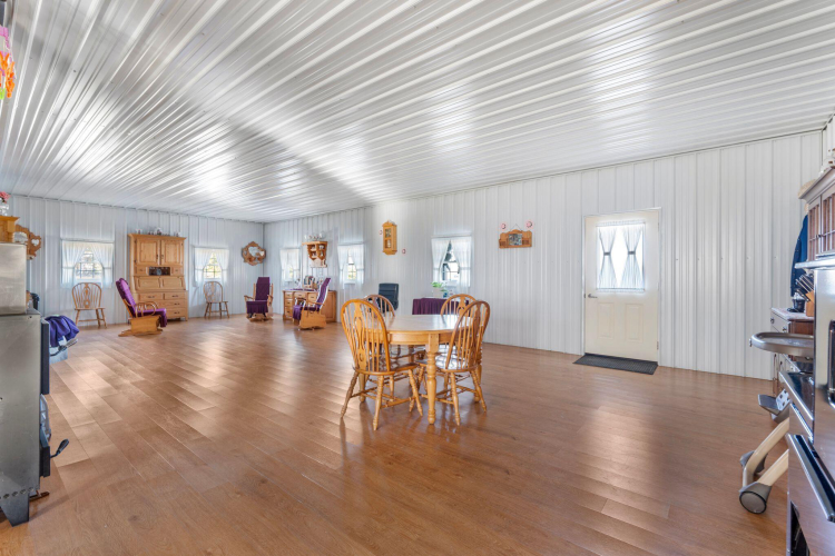 Listing Image 21
