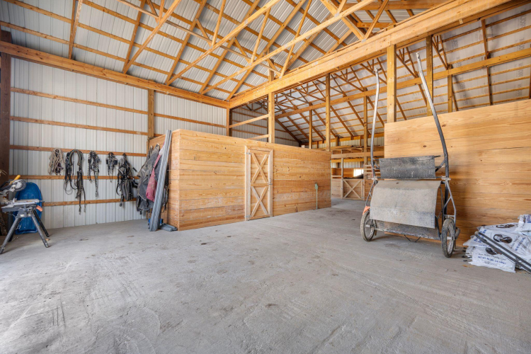 Listing Image 32