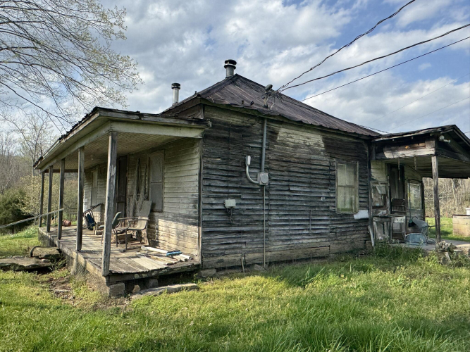 Listing Image 76