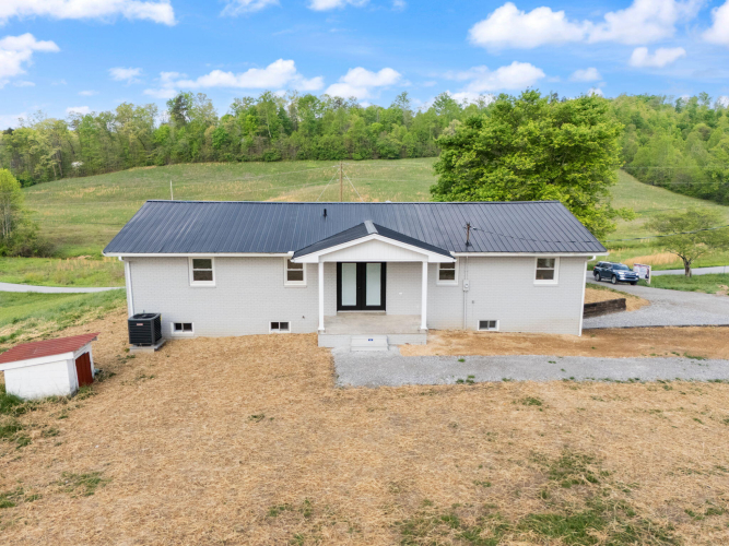 Listing Image 52