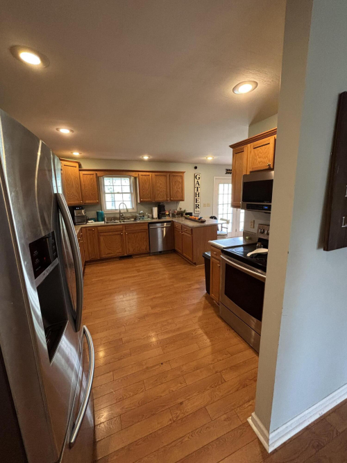 Listing Image 19