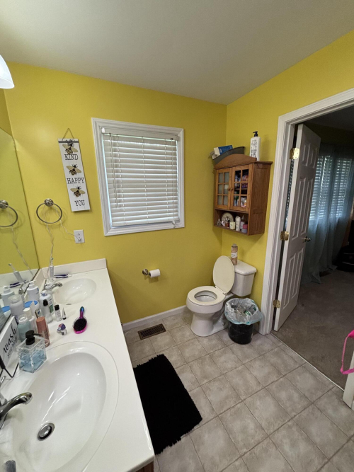 Listing Image 45