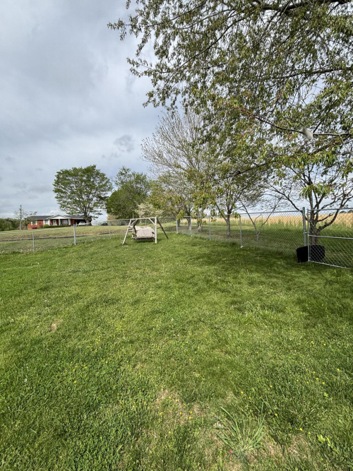 Listing Image 75