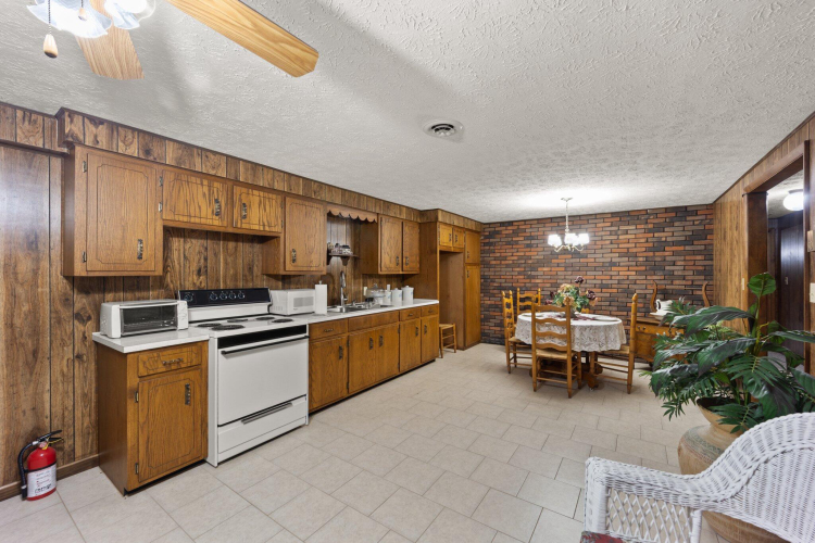 Listing Image 55