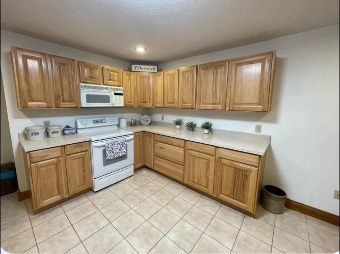 Listing Image 37