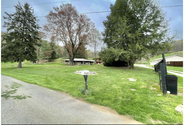 Listing Image 5