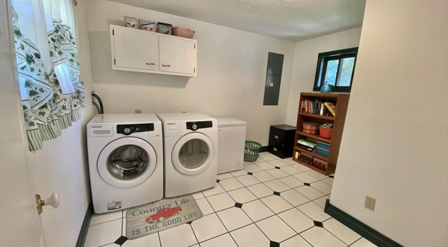 Listing Image 53