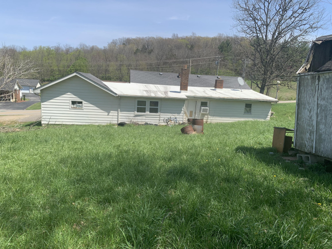 Listing Image 6