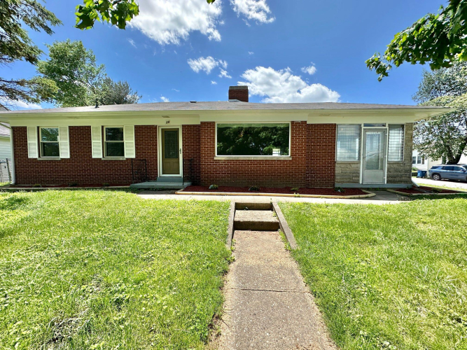 Listing Image 3