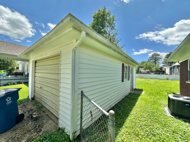 Listing Image 55