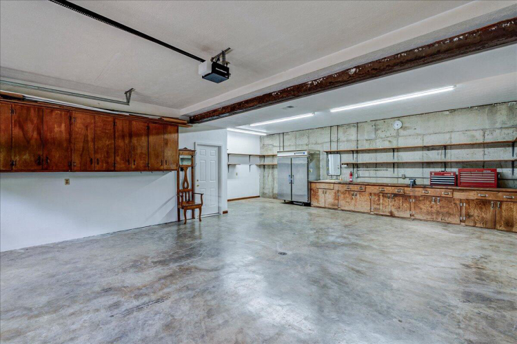 Listing Image 41