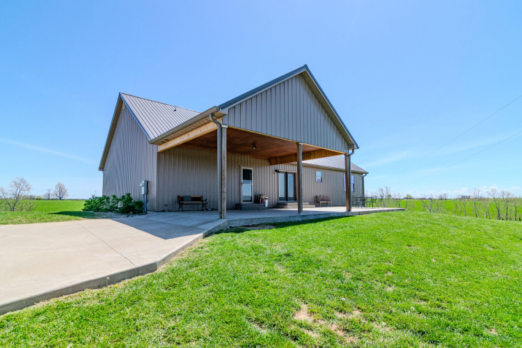 Listing Image 8