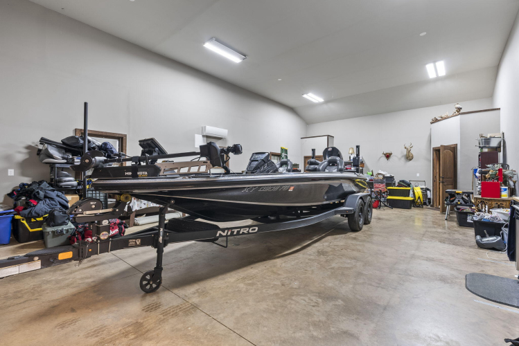 Listing Image 48