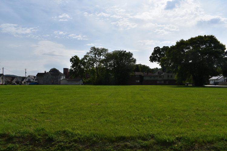 Listing Image 6