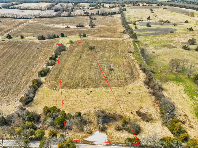 Listing Image 19