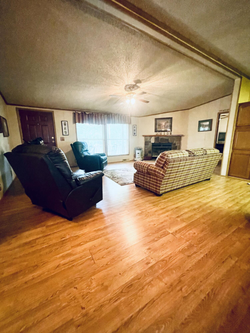 Listing Image 45