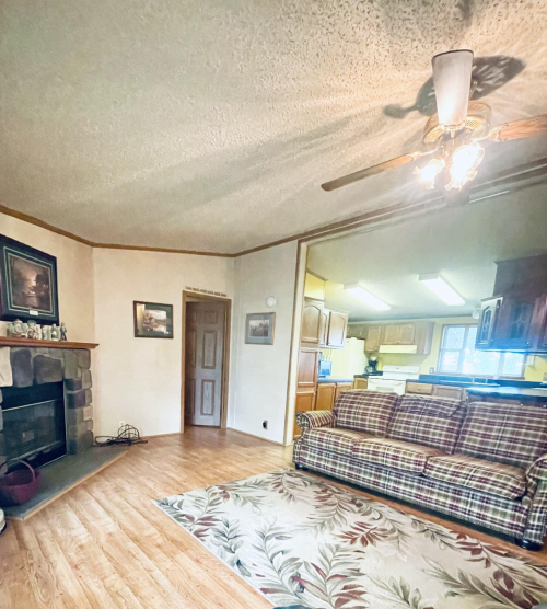 Listing Image 46