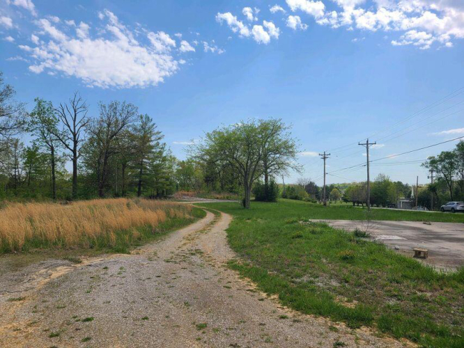 Listing Image 16