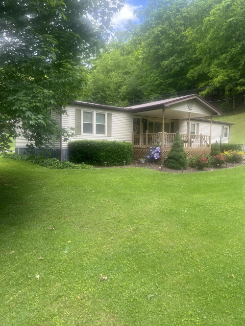 Listing Image 4