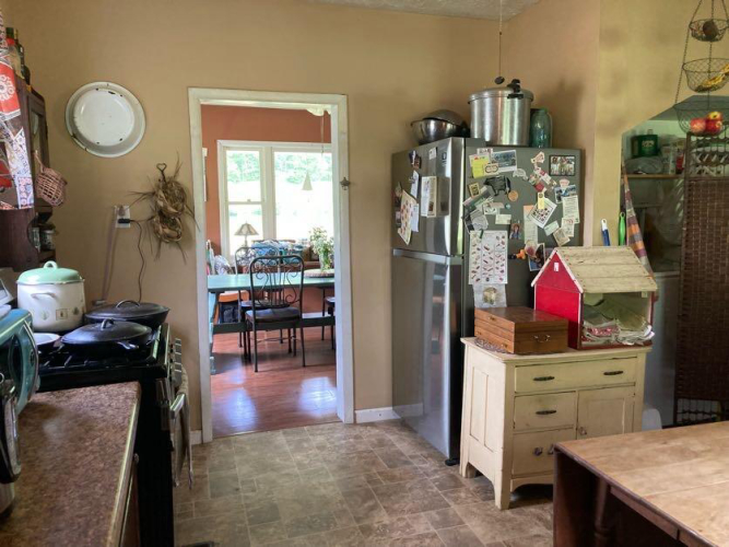 Listing Image 102