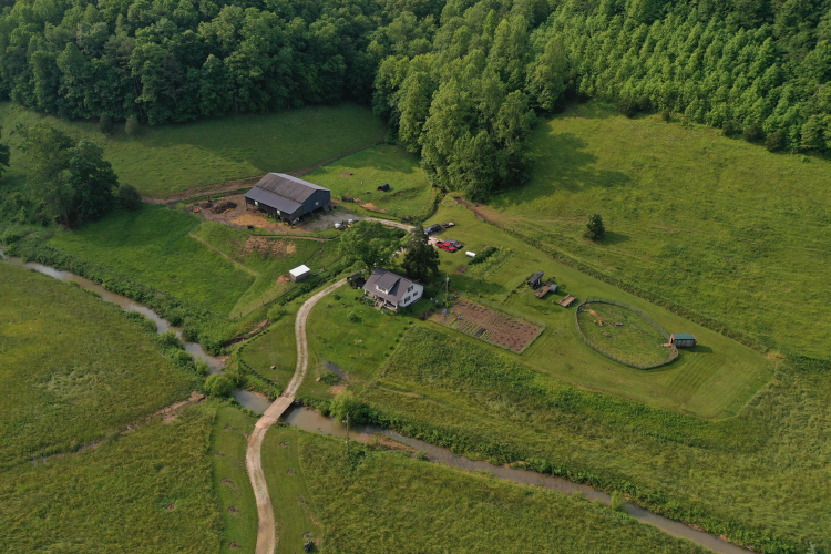 Listing Image 3