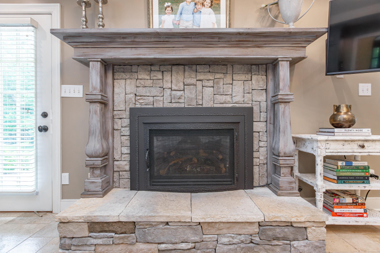 Listing Image 14