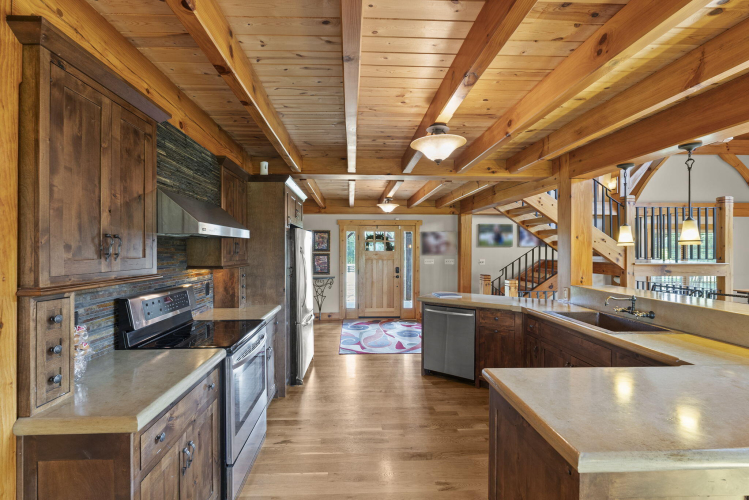 Listing Image 18