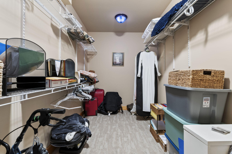 Listing Image 26
