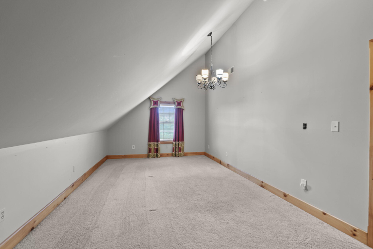 Listing Image 38